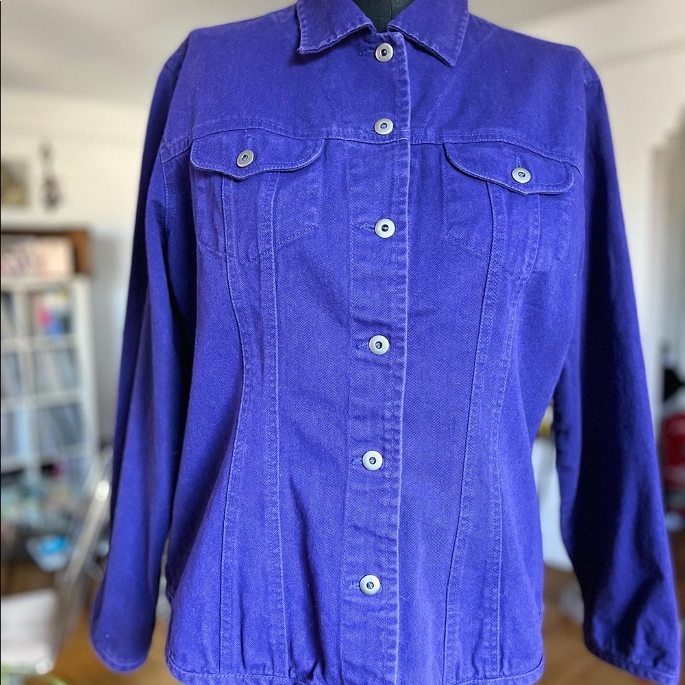 Beautiful 💜 purple Chico’s jean jacket sz 2